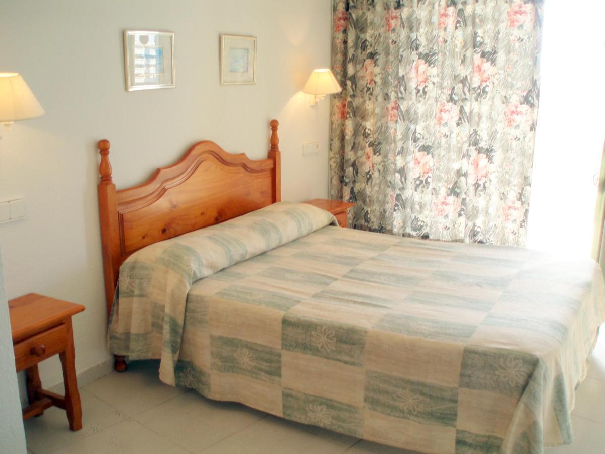 Royal Apartment Салоу Екстериор снимка