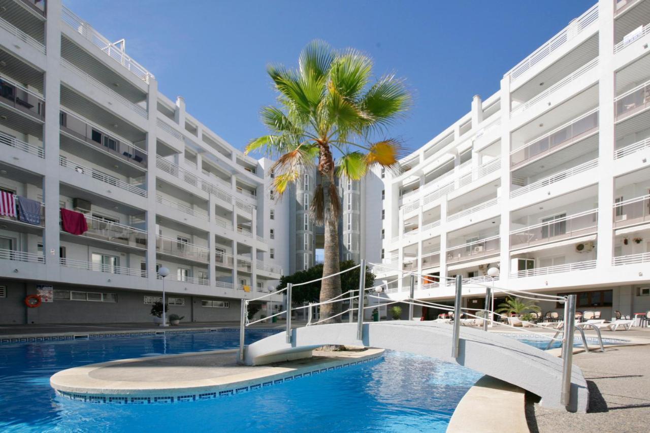 Royal Apartment Салоу Екстериор снимка